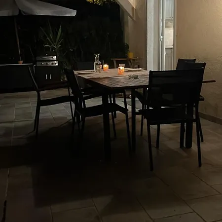 Chambre Amandier Alojamento de Acomodação e Pequeno-almoço Mandelieu